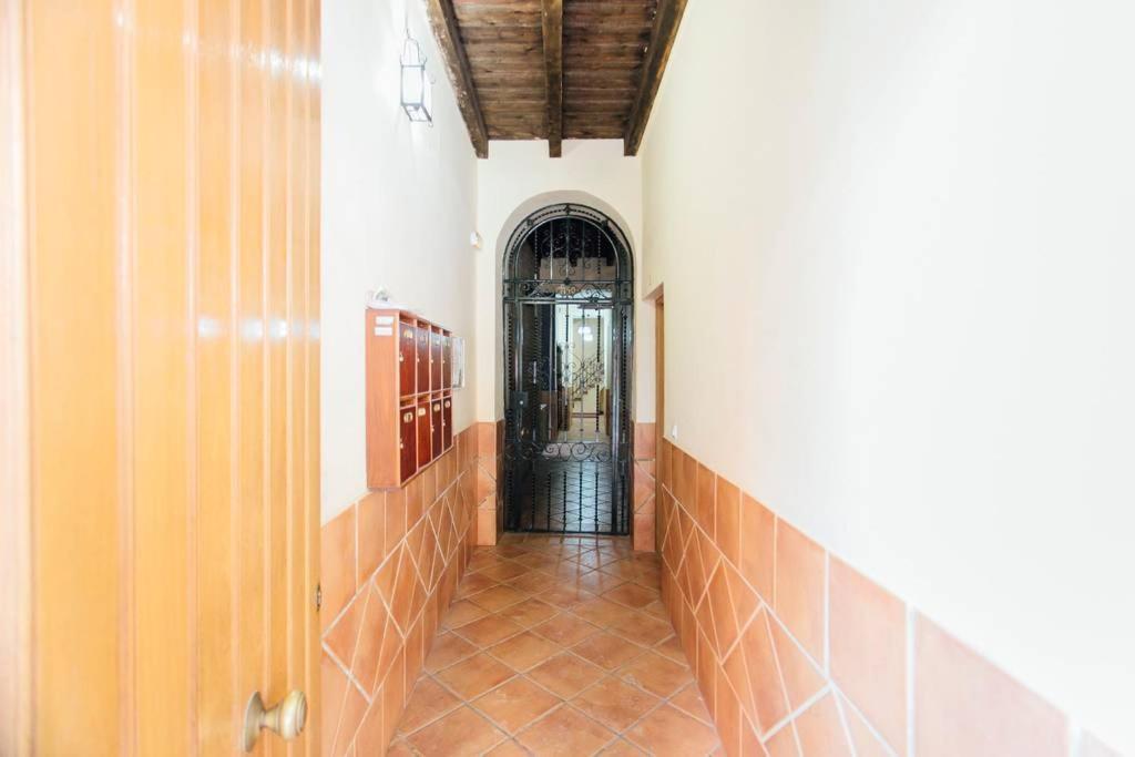 Precioso Apartamento En El Casco Antiguo De Triana Sevilha Exterior foto